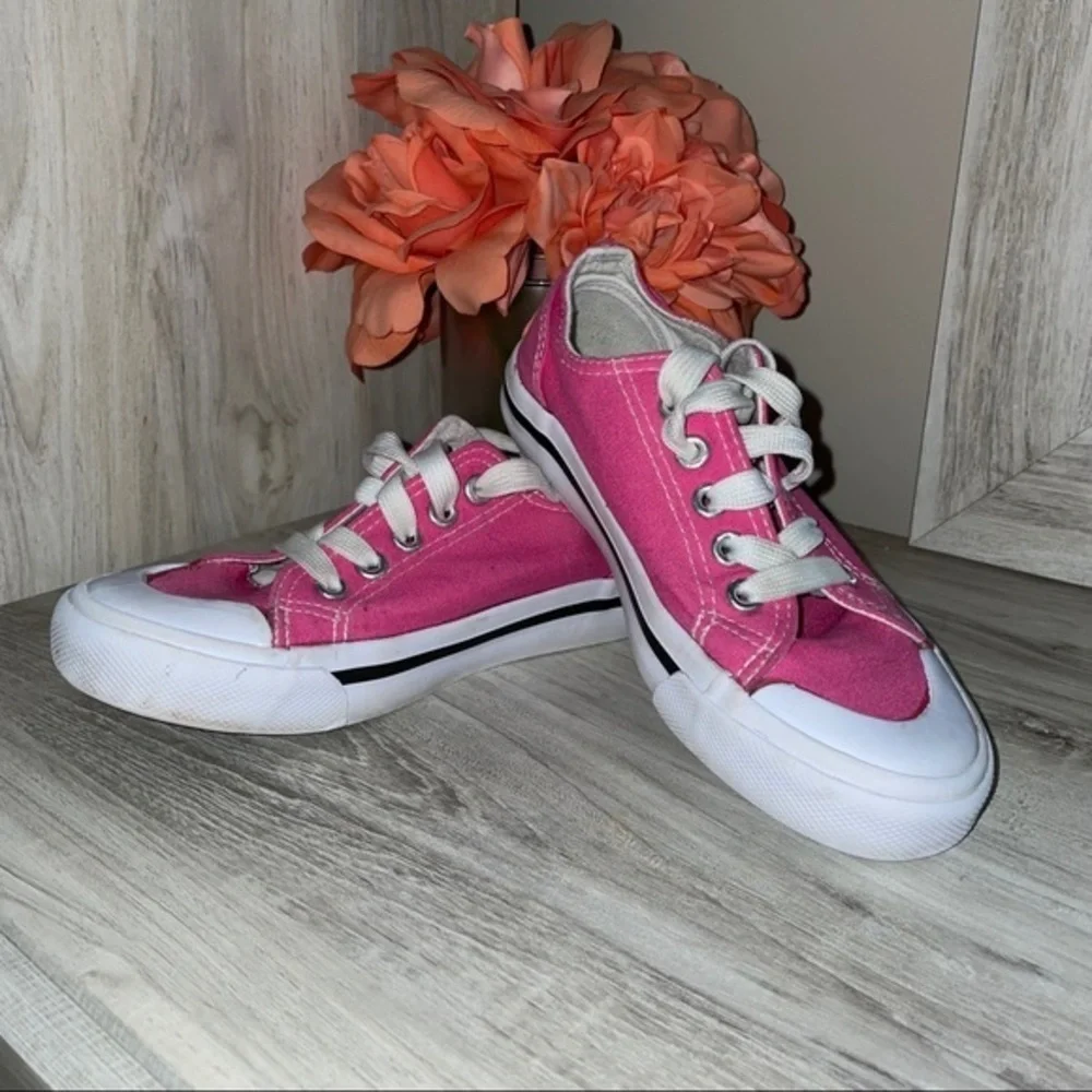Roebuck&Co like new sneakers